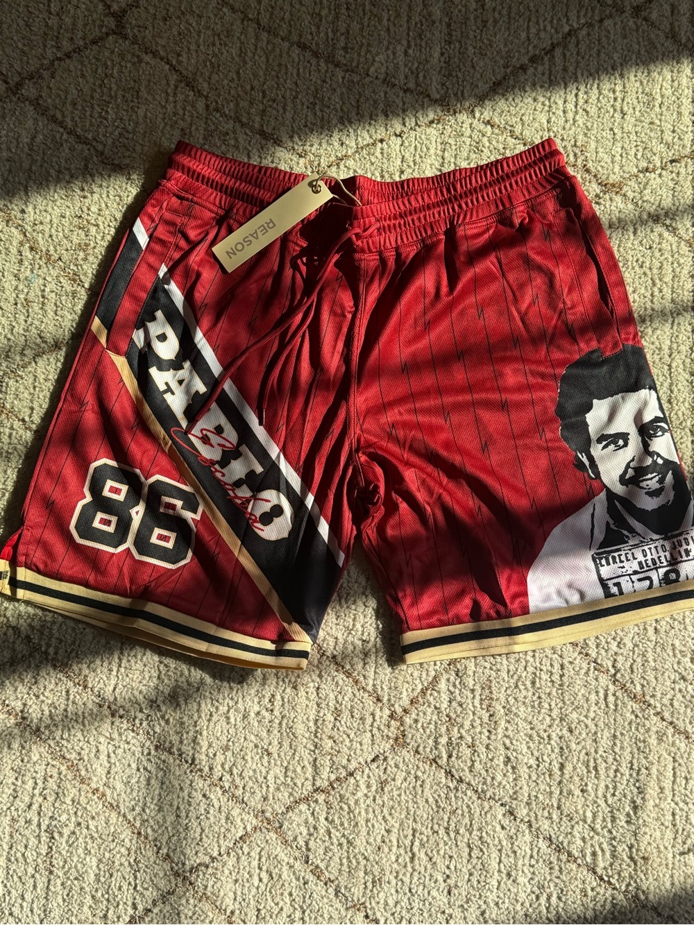 Reason Clothing El Patron 86 Pablo Escobar Basketball Shorts Red L NWT